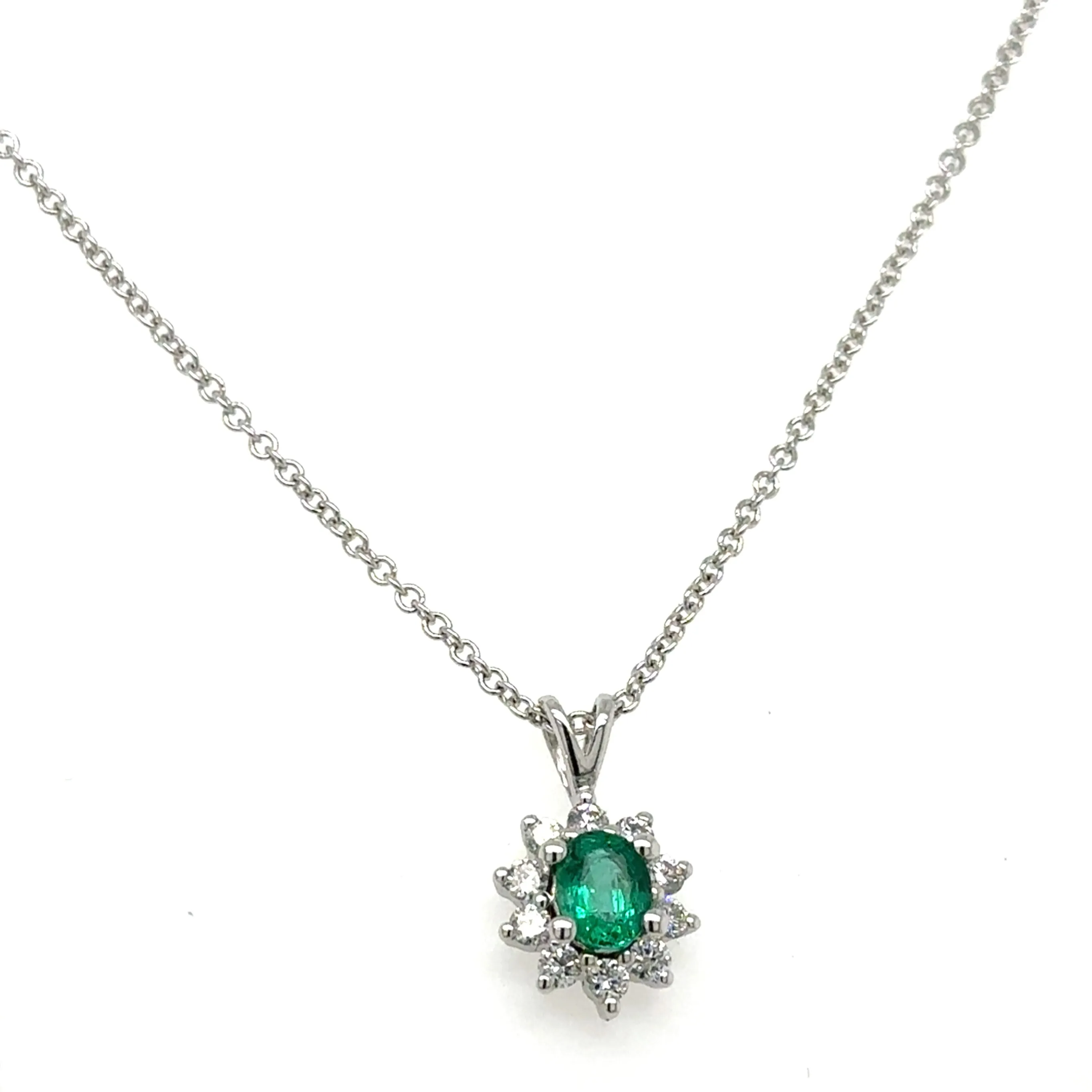 0.60ct tw Diamond & Emerald Pendant Necklace