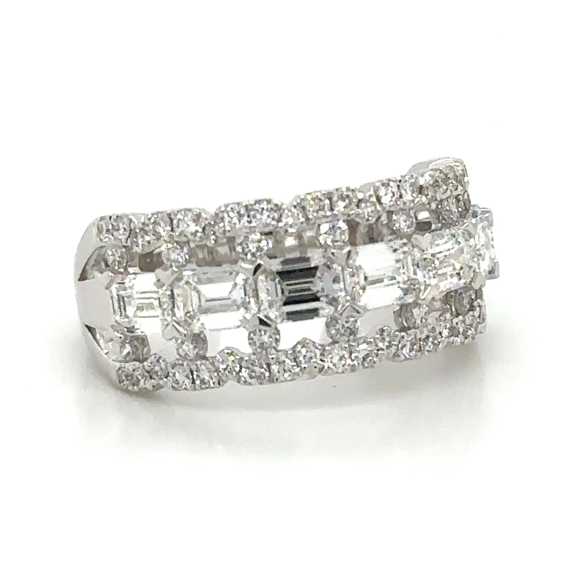 2.26ct tw Emerald and Round Cut Diamond Ring