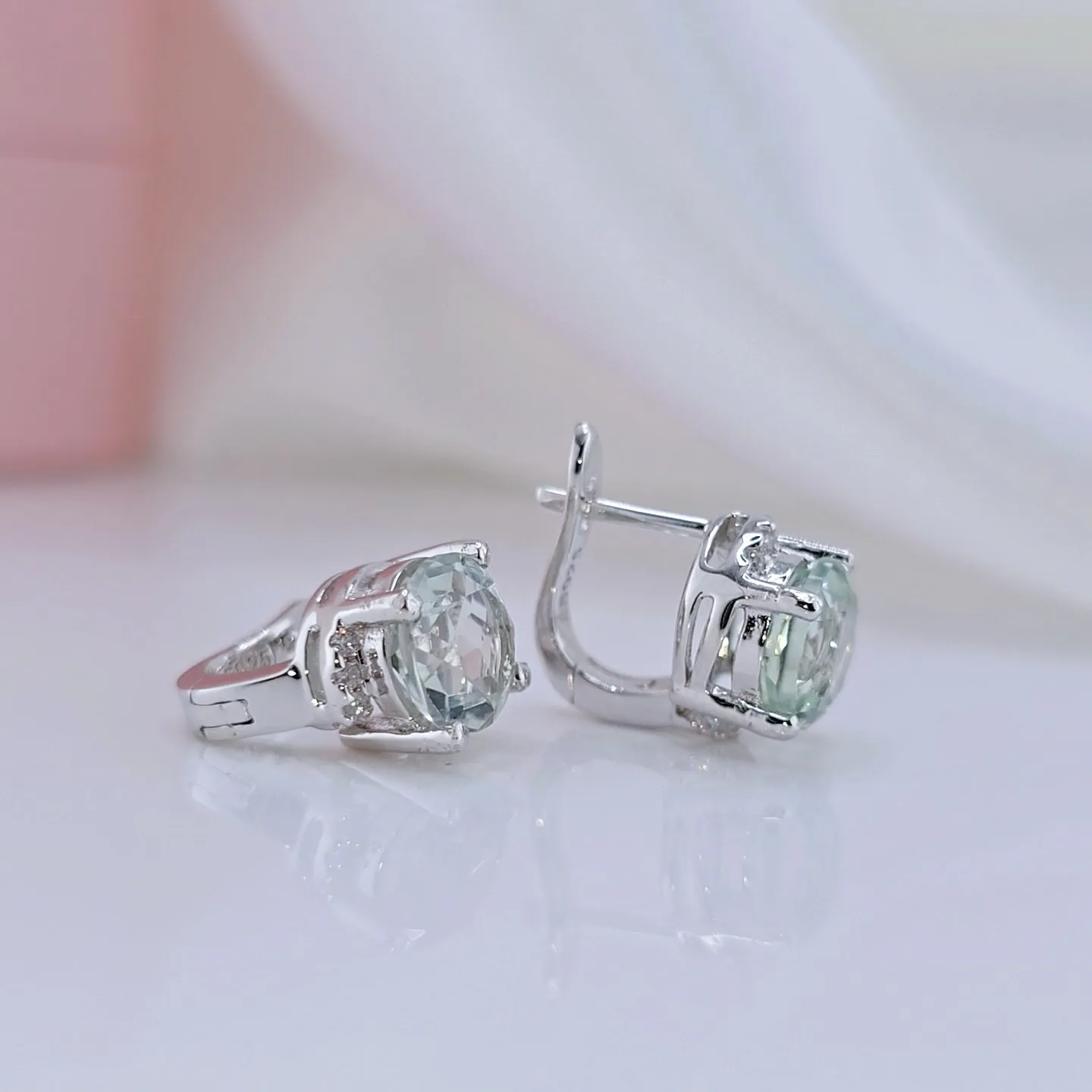 4.08 Ctw Natural Green Amethyst Stud Earrings