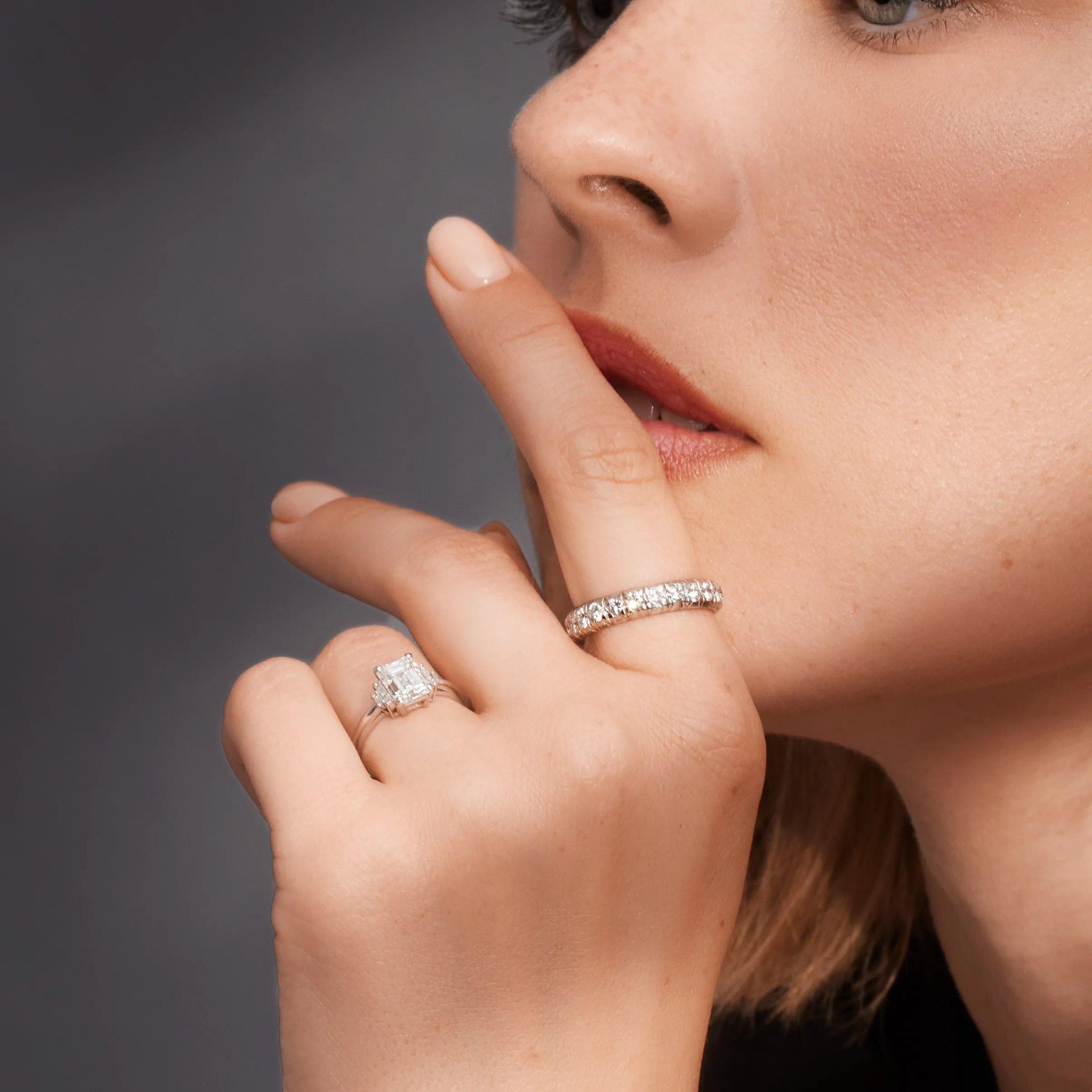 Bright Sky 4 Prongs Natural Emerald  Diamond Engagement Ring