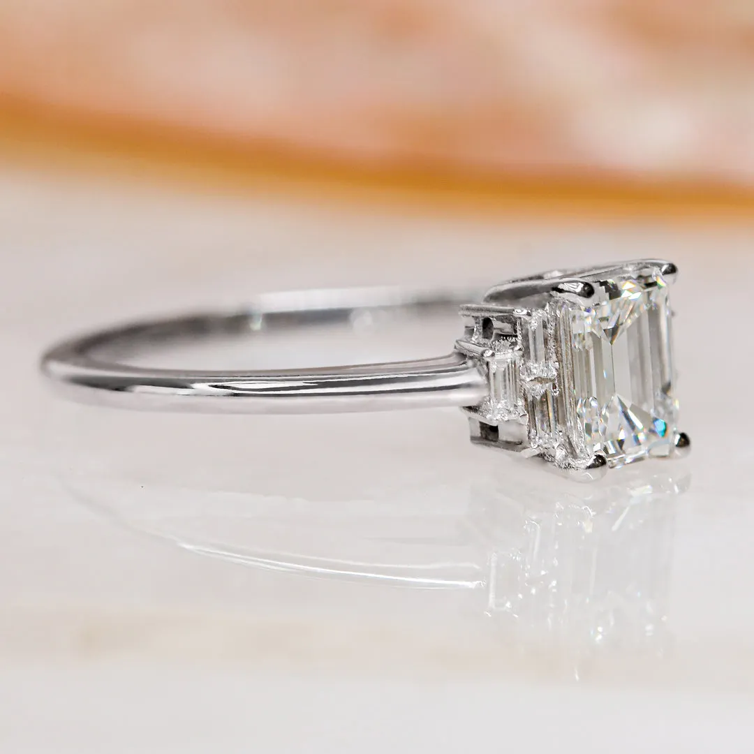 Bright Sky 4 Prongs Natural Emerald  Diamond Engagement Ring