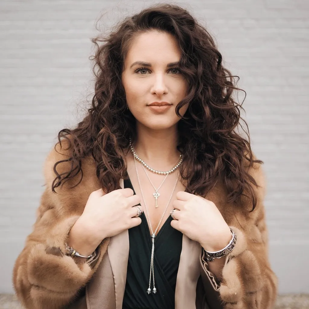 Cali Classic Ball Necklace