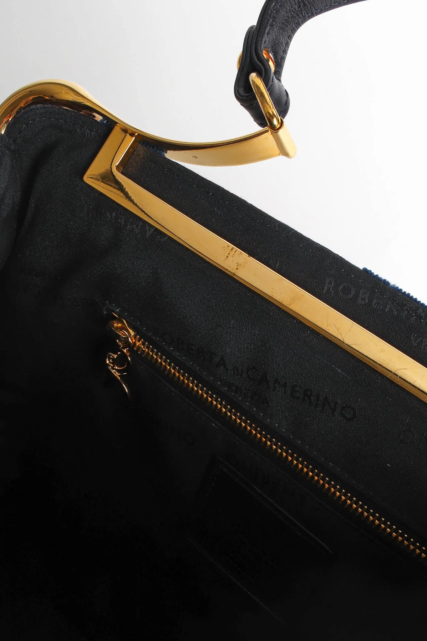 Caravel Velvet Chain Motif Bag