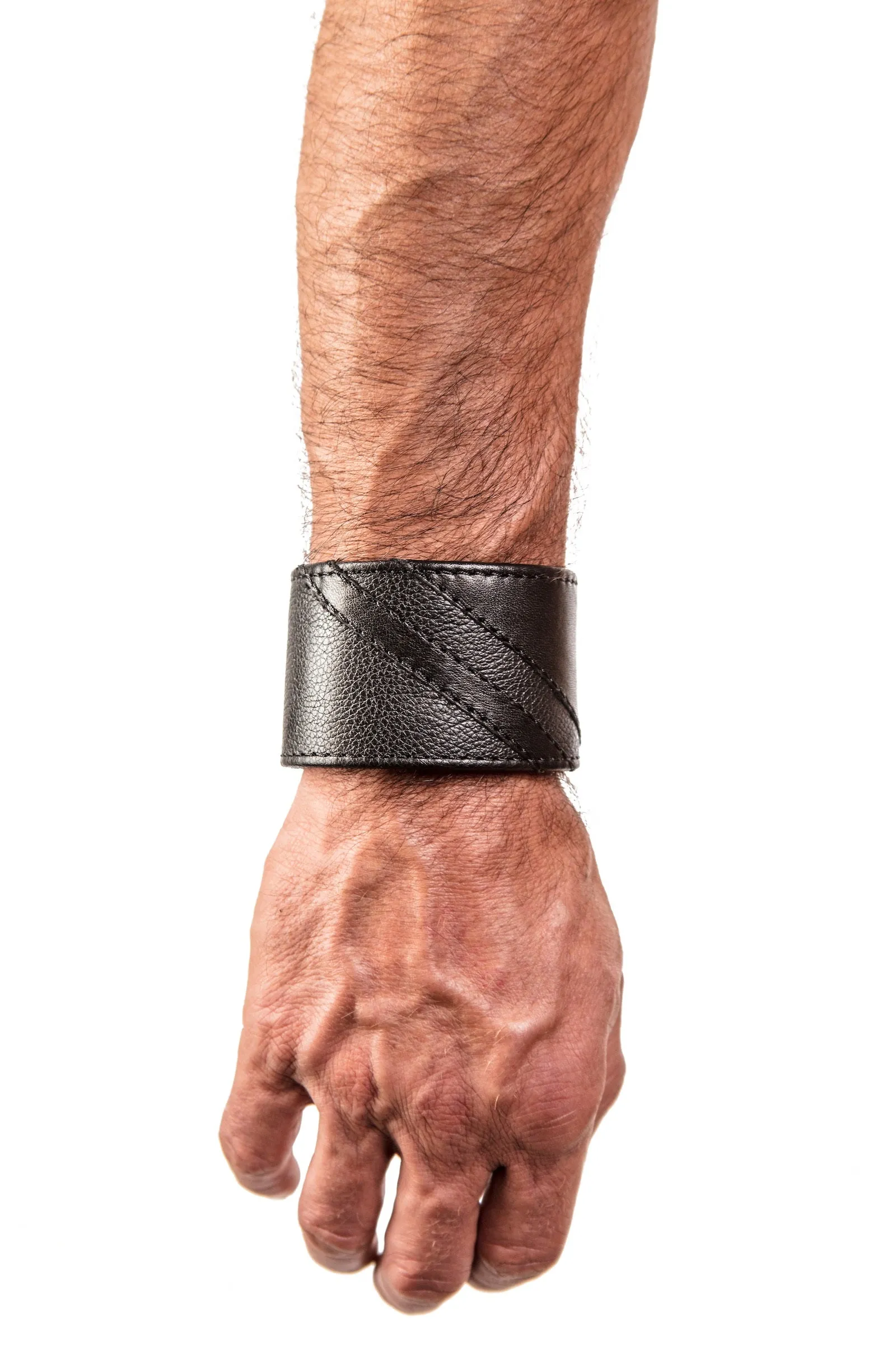 CHEVRON WRISTBAND - Black