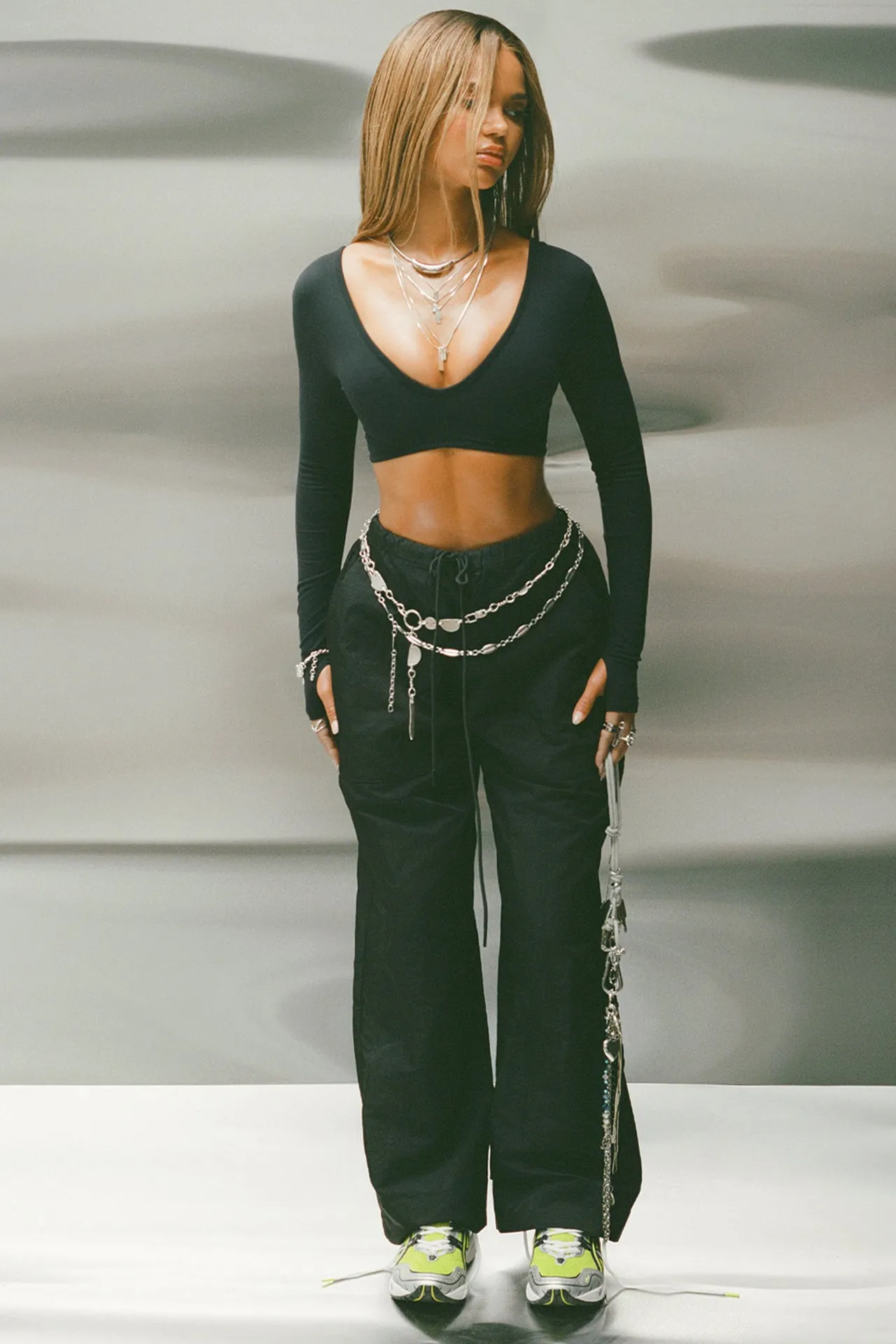 Contour Clasp Long Sleeve