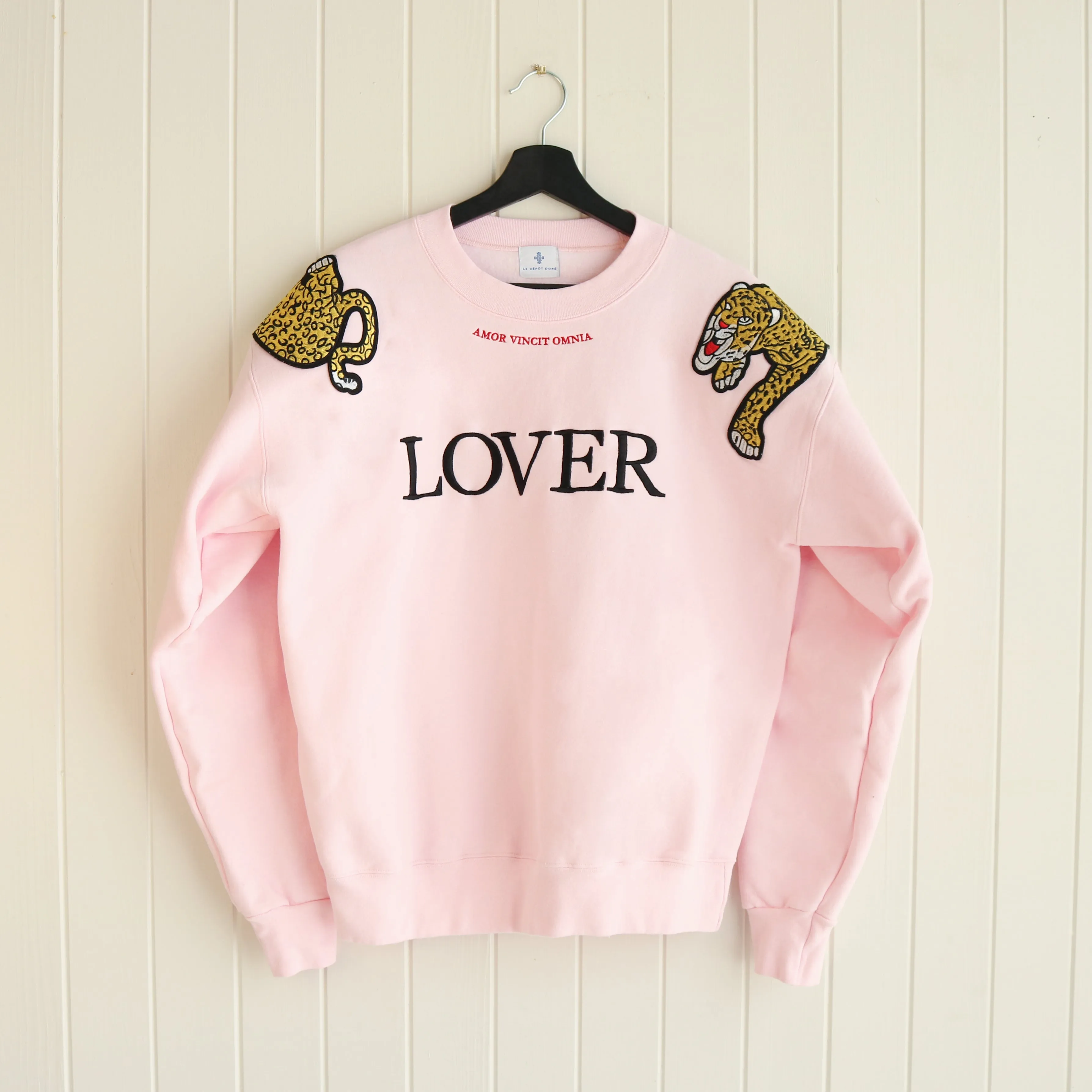 COURAGEOUS LOVER CREWNECK
