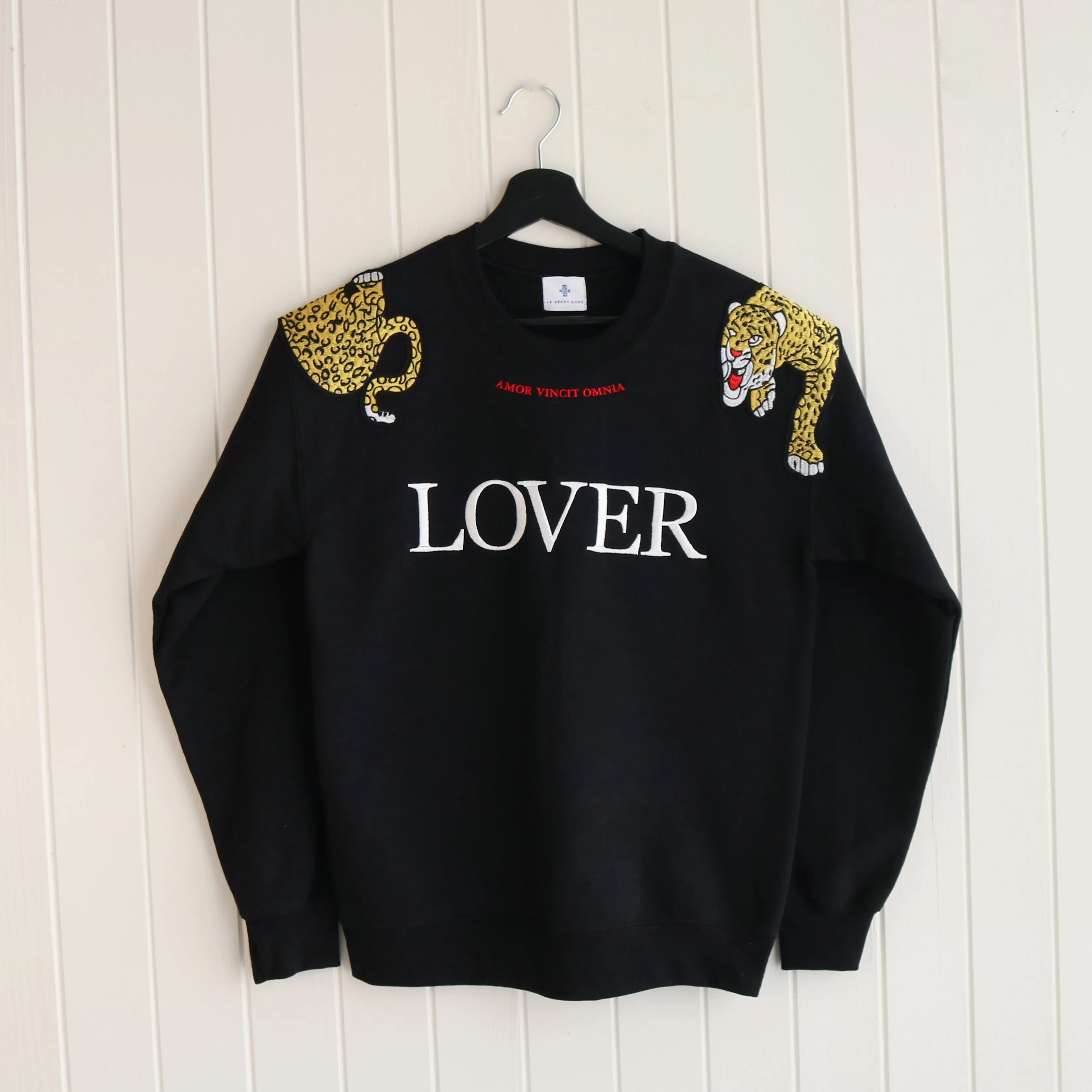 COURAGEOUS LOVER CREWNECK