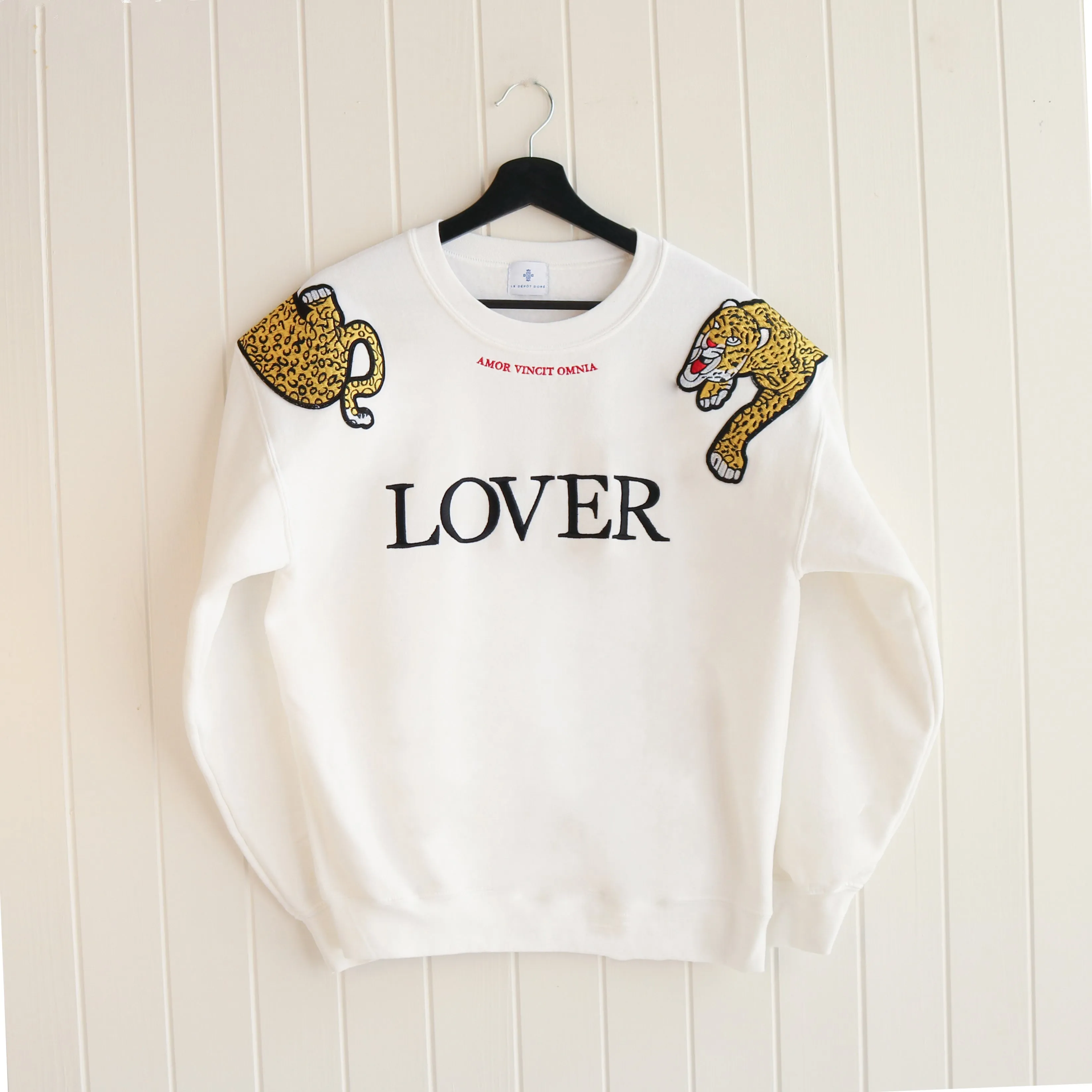 COURAGEOUS LOVER CREWNECK