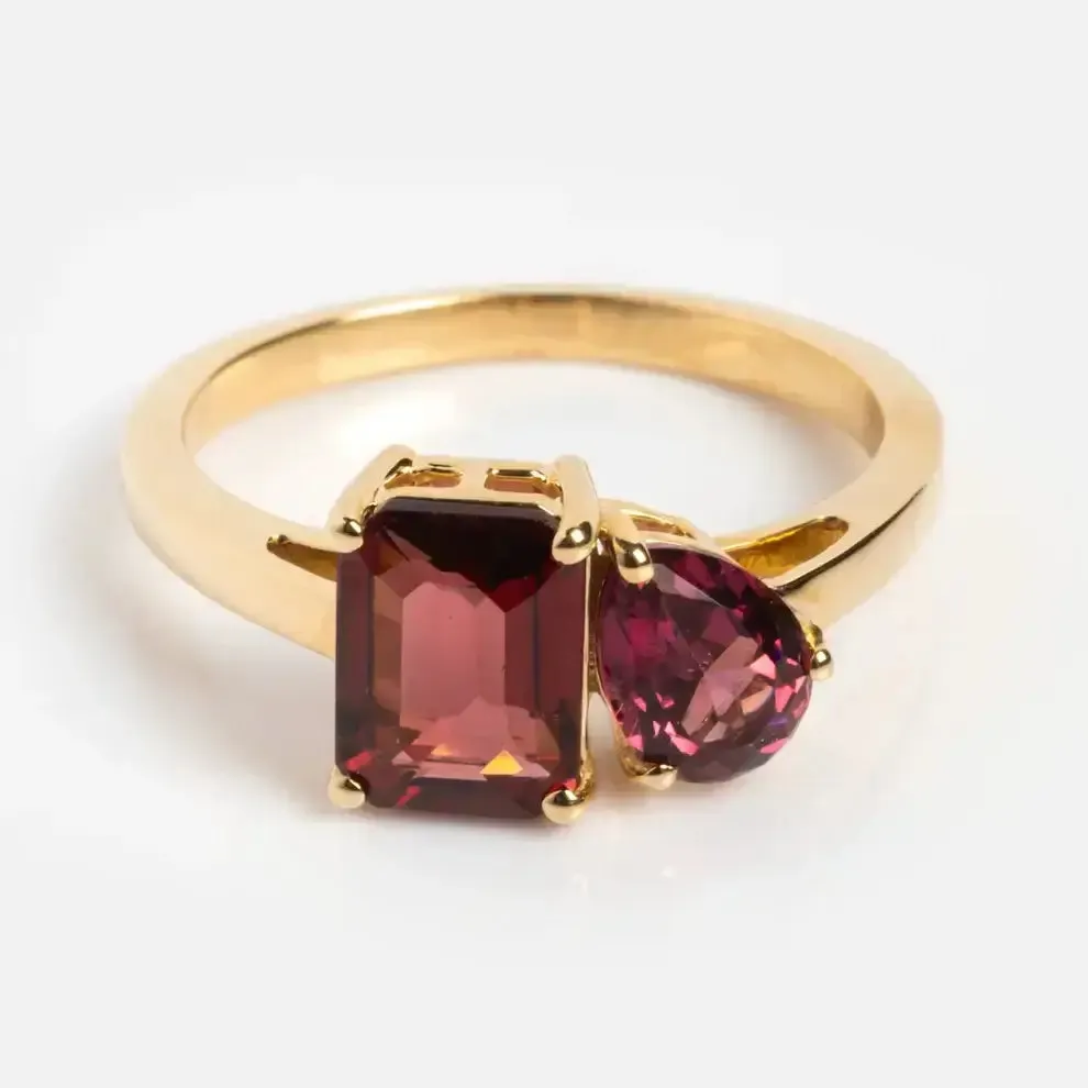 Custom Toi et Moi Birthstone Ring