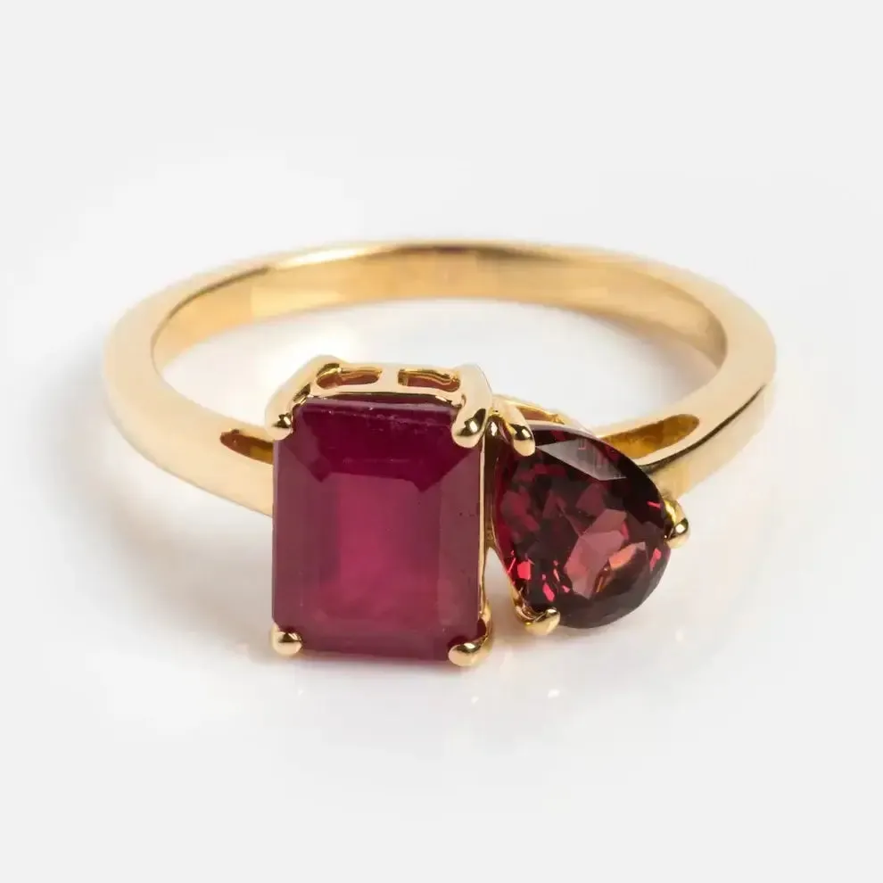 Custom Toi et Moi Birthstone Ring
