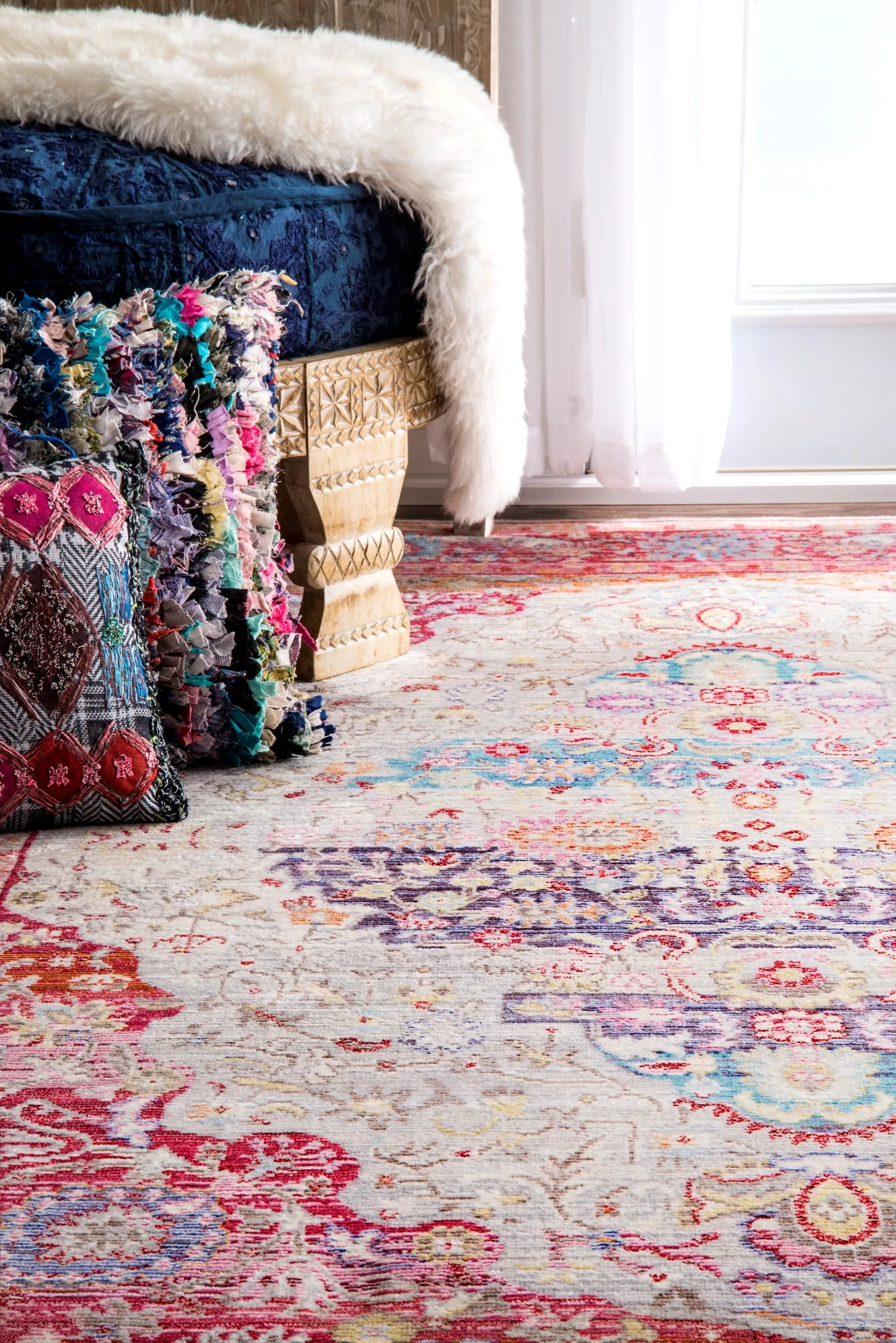 ELLE VINTAGE MEDALLION BLUE