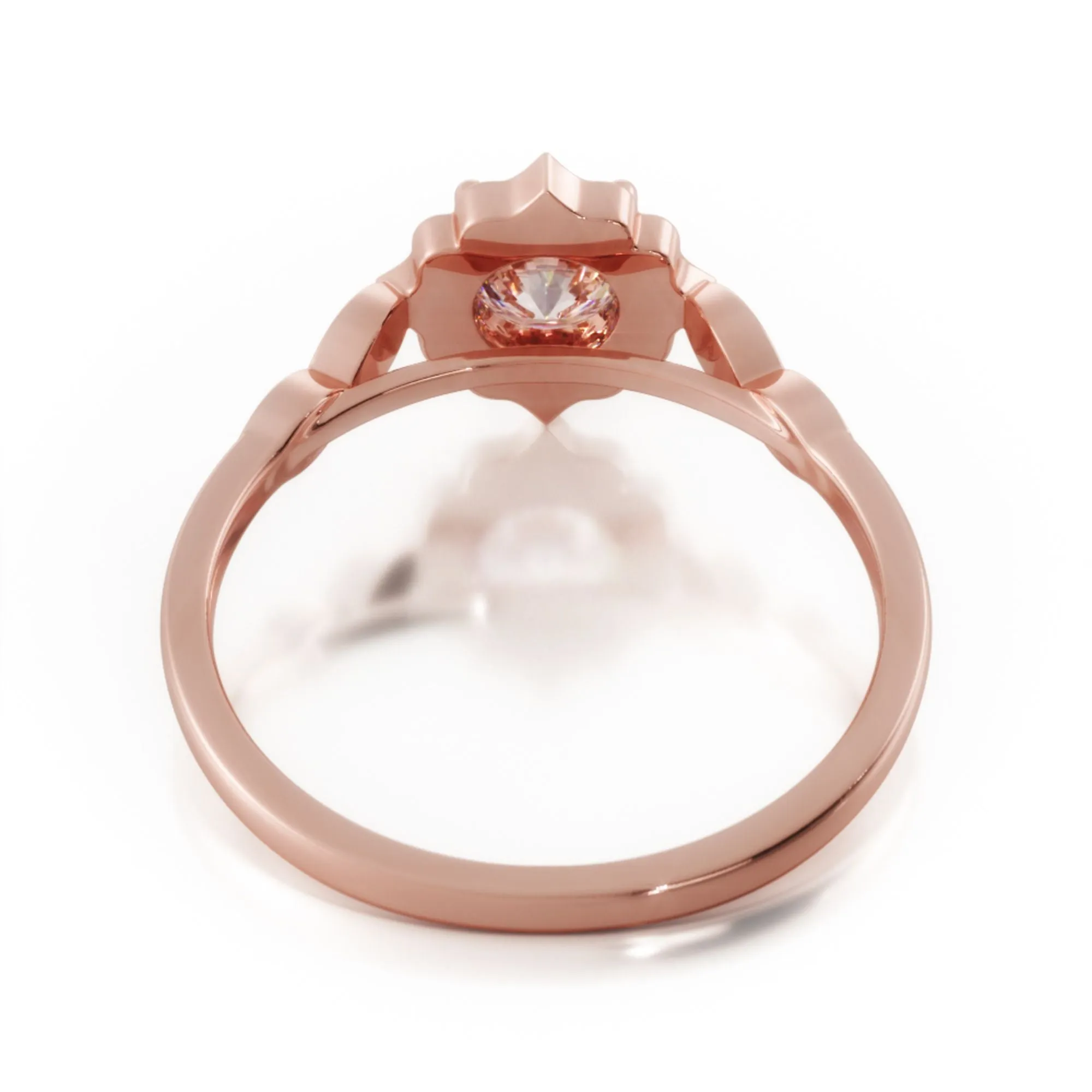 Licht Decorative Halo Natural Round  Diamond Engagement Ring