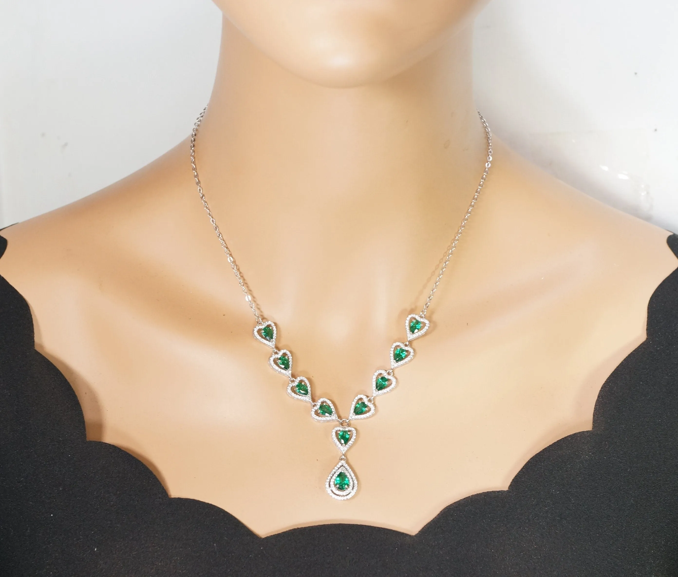 Luxury Emerald Necklace - Bridal Emerald Jewelry - Wedding Teardrop Emerald Necklace Set