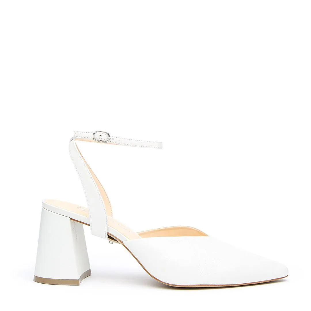 Marilyn in White