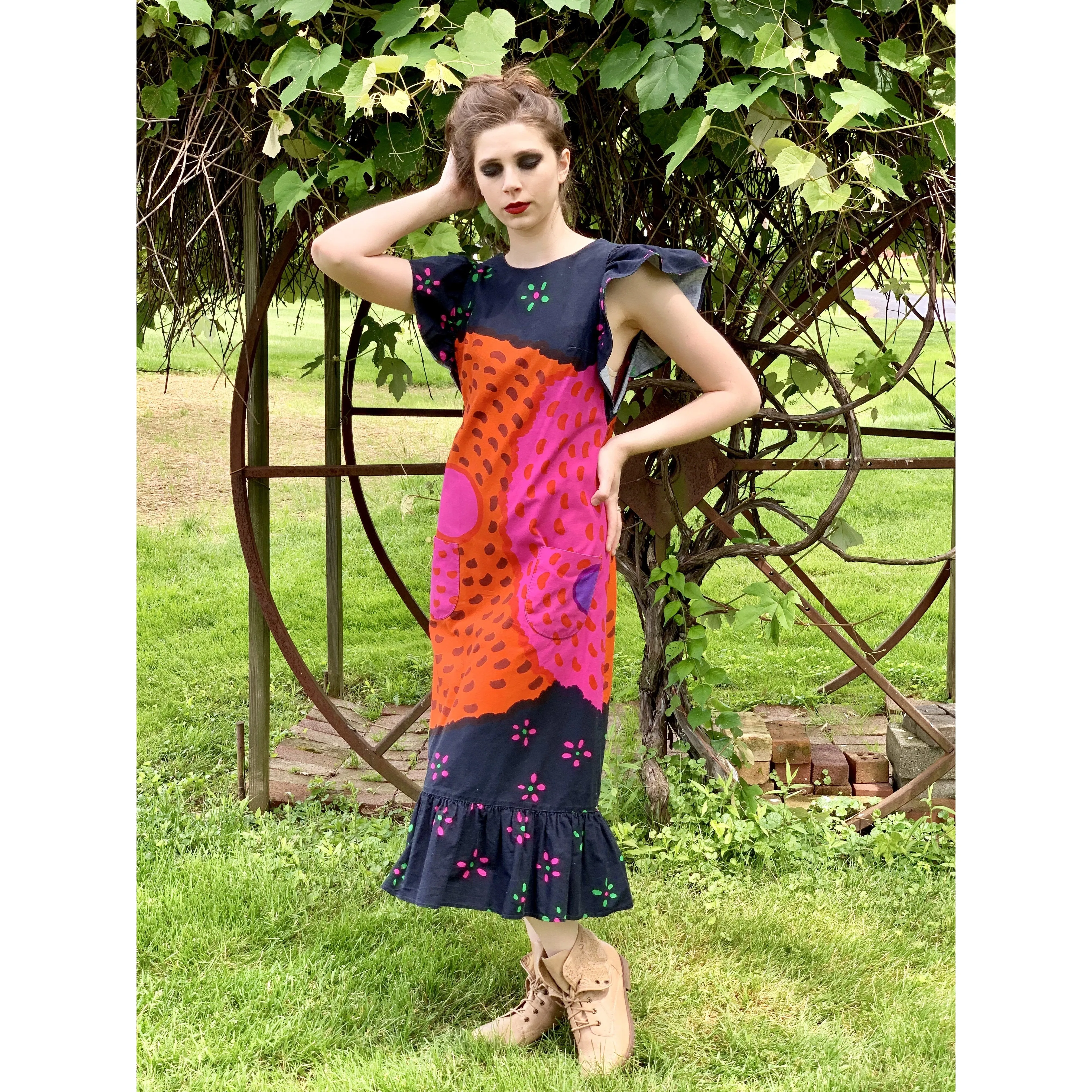 Marimekko ”Semiramis” by Katsuji Wakisaka Vintage Pinafore Dress S Vintage 1975 1970s
