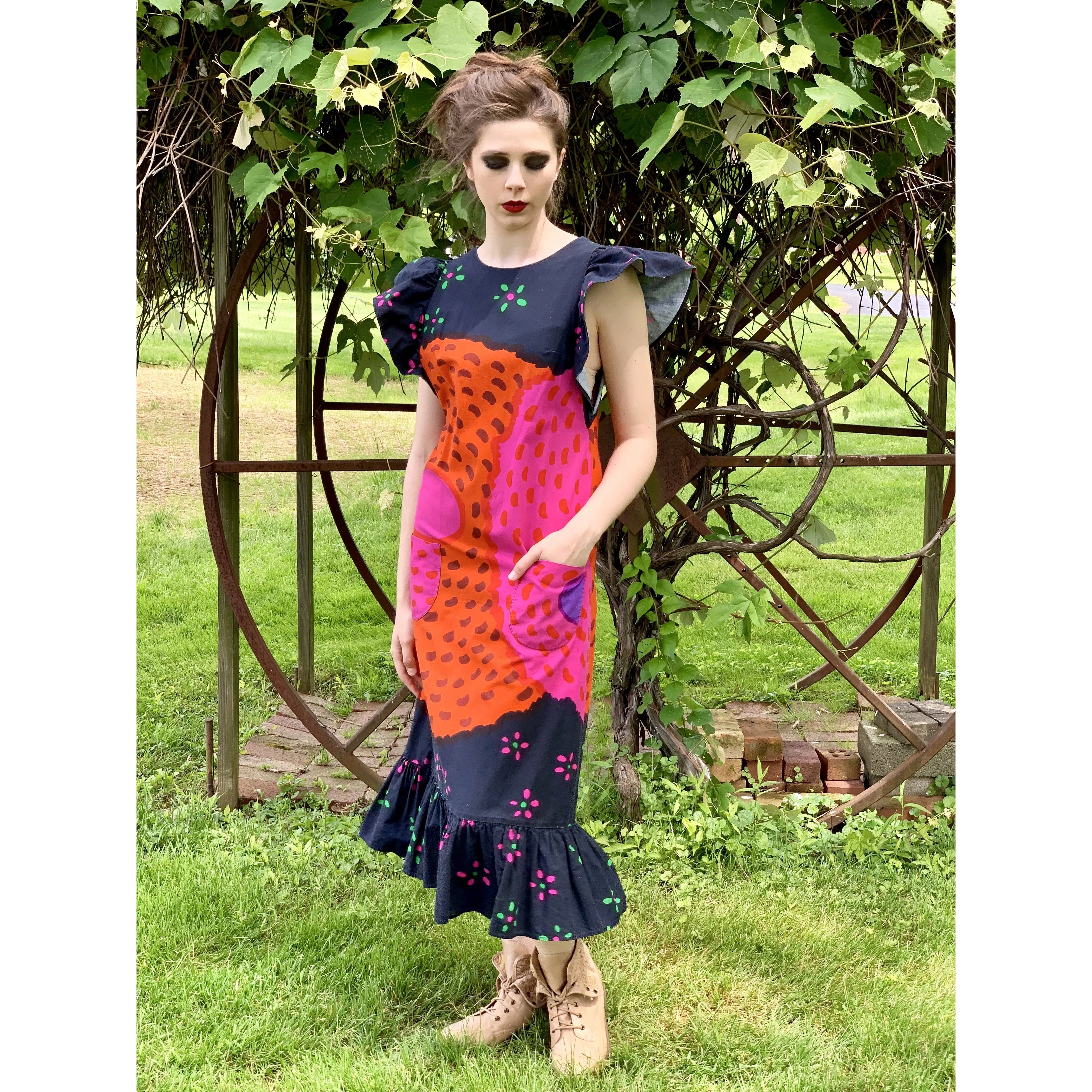 Marimekko ”Semiramis” by Katsuji Wakisaka Vintage Pinafore Dress S Vintage 1975 1970s