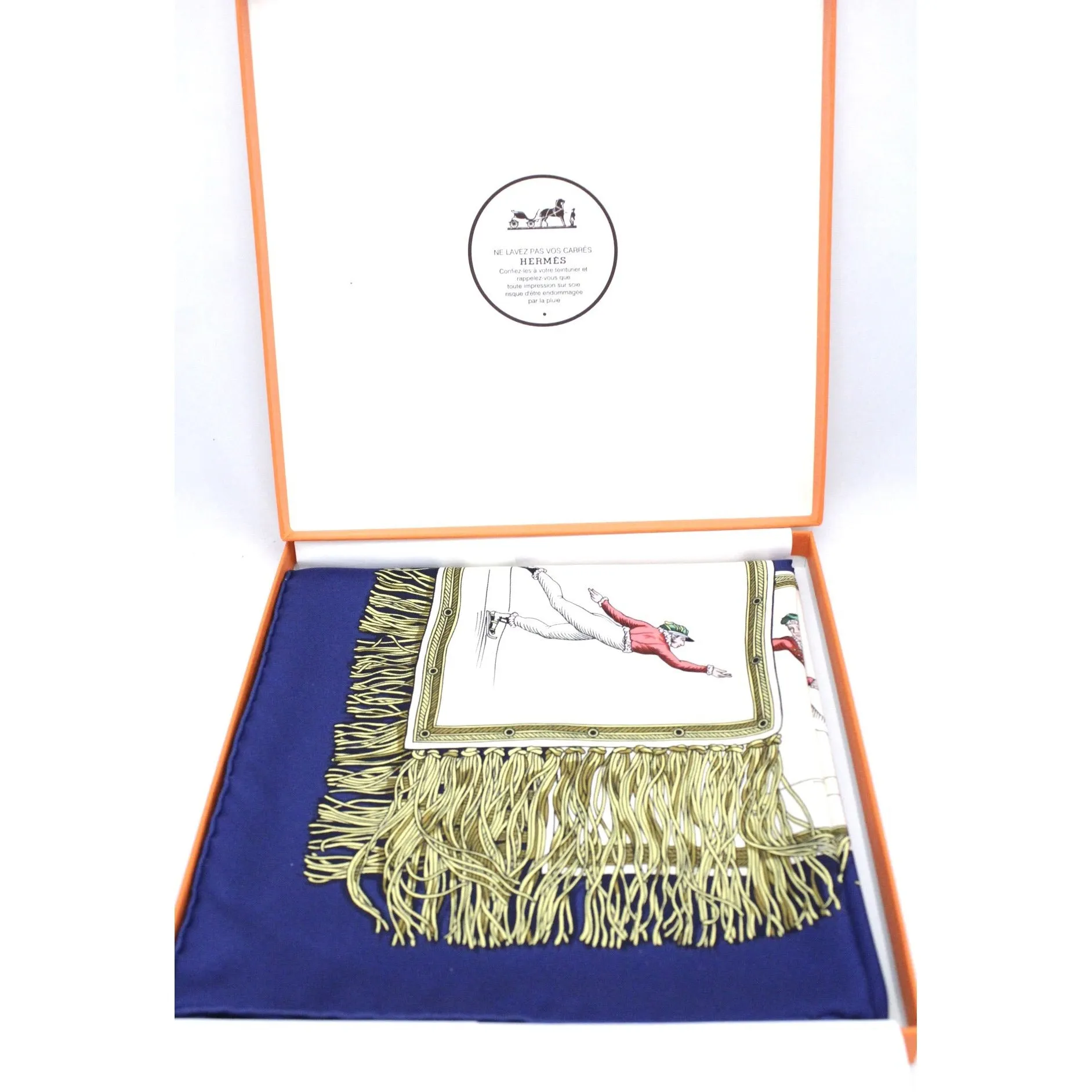 New in box Vintage Hermès Scarf Plaisirs Du Froid winter