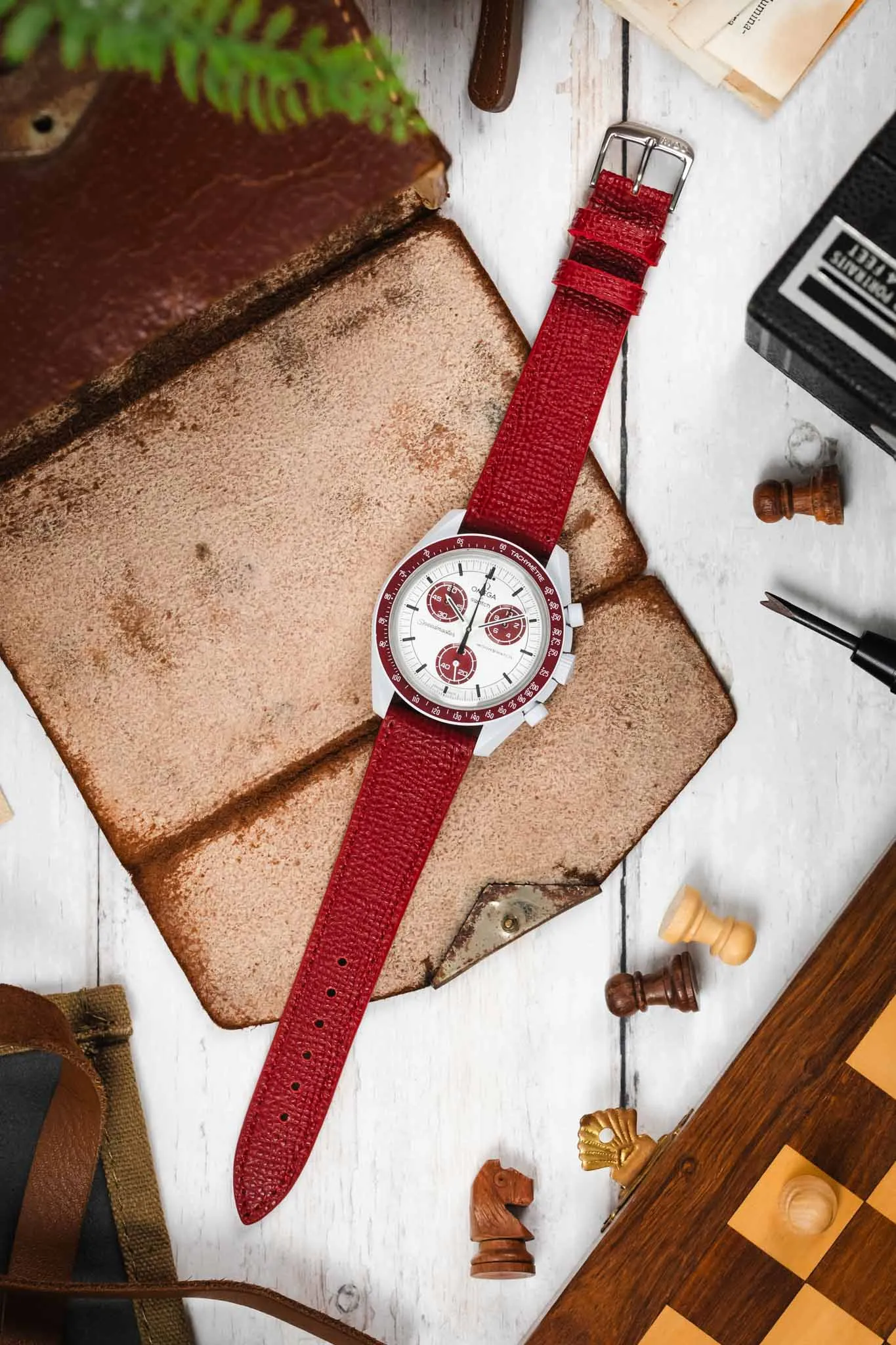 RIOS1931 FRENCH Leather Watch Strap in RUBY