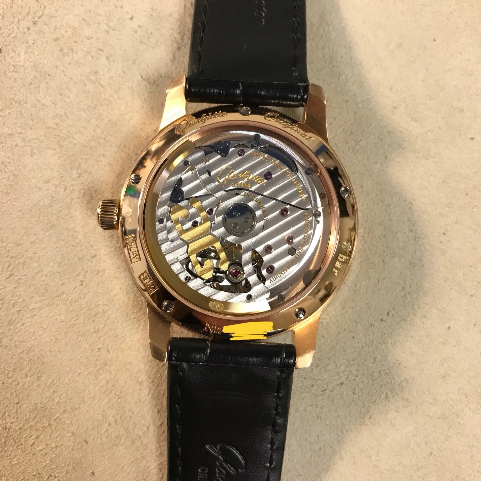 Senator Panorama Date (1-00-03-32-45-04)