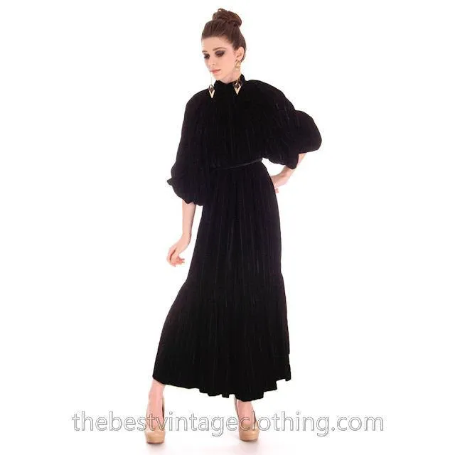 Stunning 1970s Vuokko Suomi Finland Black & Blue Velvet Gown 1930s Style S-L