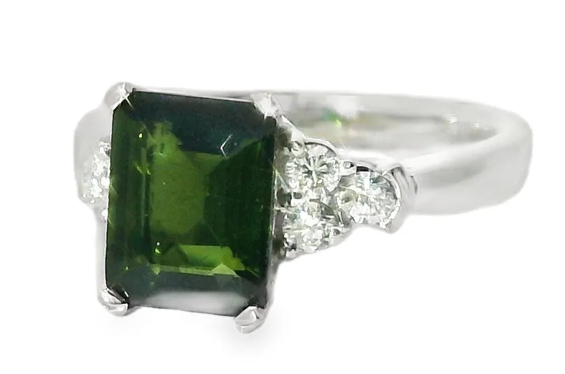 Stunning Estate 14K White Gold Green Tourmaline Diamond Cocktail Ring