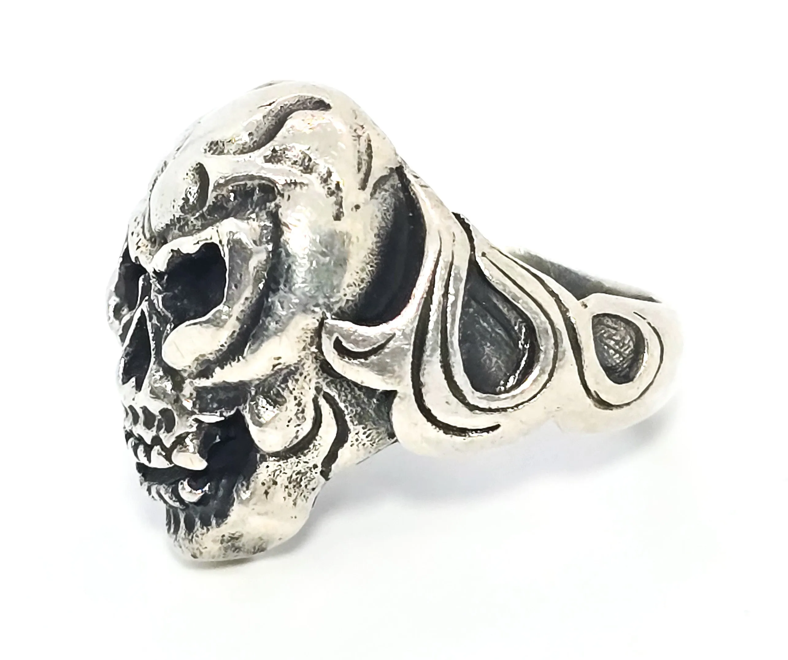 Thick Skull retro biker solid sterling silver tribal fire memento mori goth ring size 9
