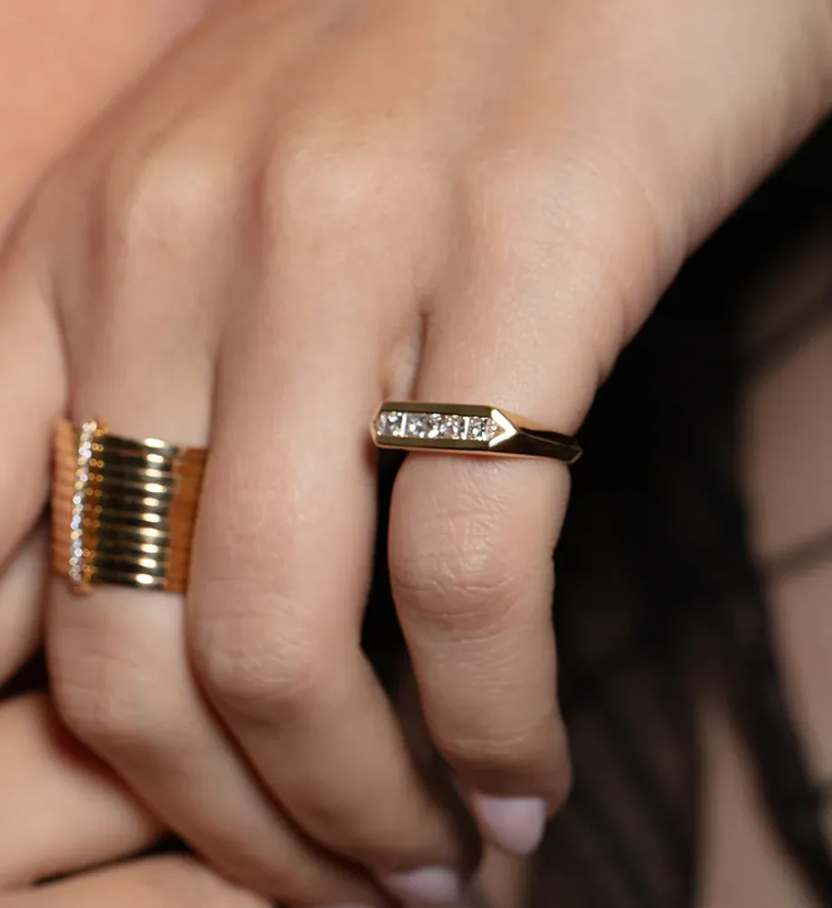 Trillion and Princess Wide Chevron Band