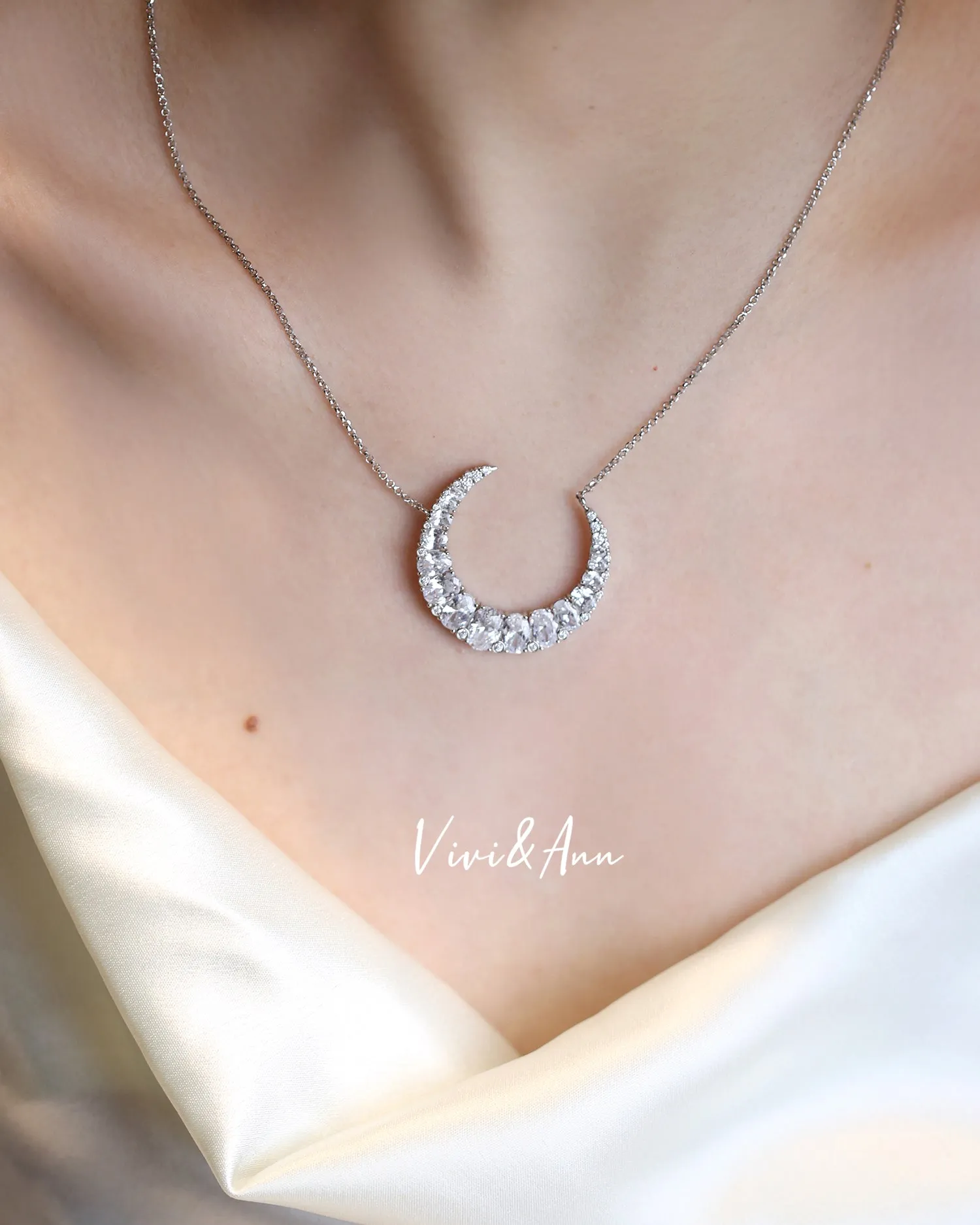 Victorian Crescent Moon Style Necklace