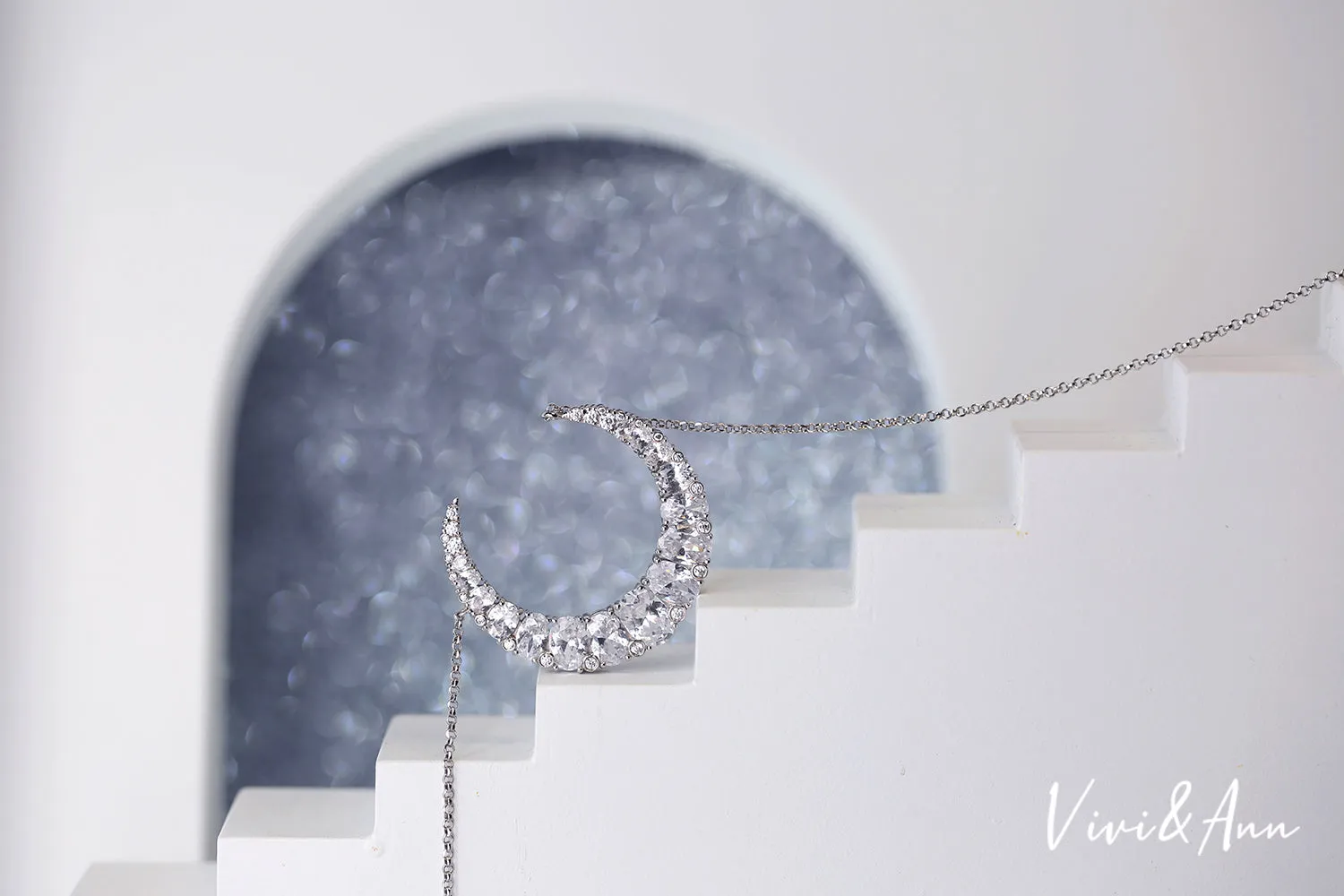 Victorian Crescent Moon Style Necklace