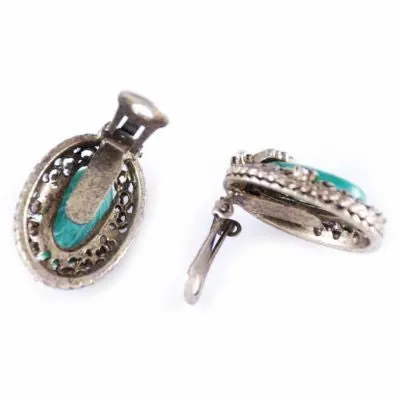 Vintage Brass tone Filigree Jade Clip-On Earrings 1940S