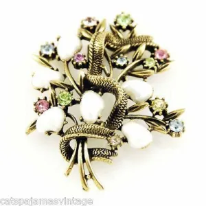 Vintage Coro Brooch Pearls/Rhinestones 1950S