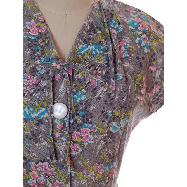 Vintage Housedress 1940s Gray/Lavender Floral Print