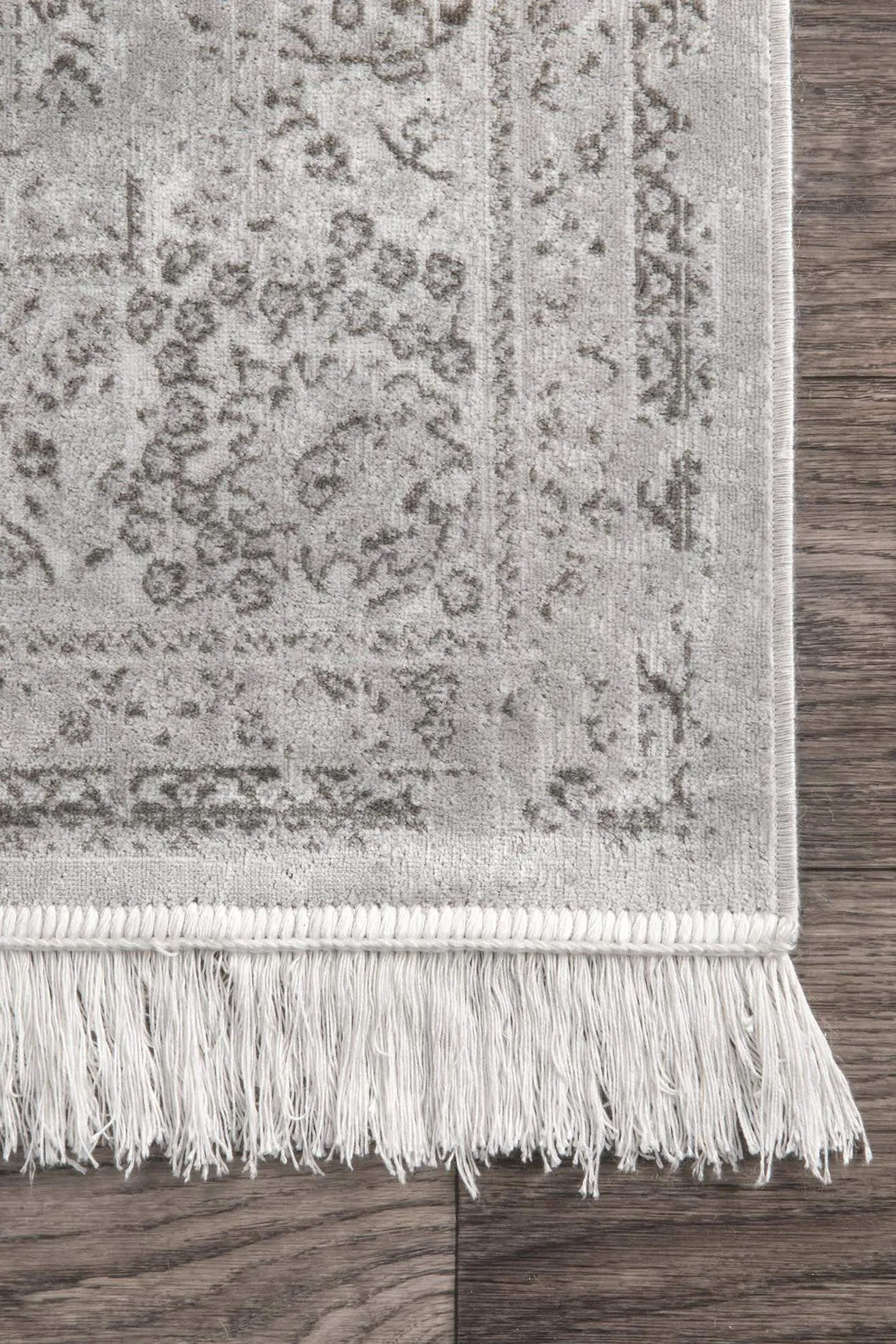 VINTAGE MEDALLION CANTRELL FRINGE RUG