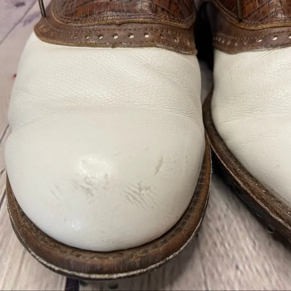 Vintage Men’s FootJoy ‘Premiere Classic’ Golf Shoe Size 9