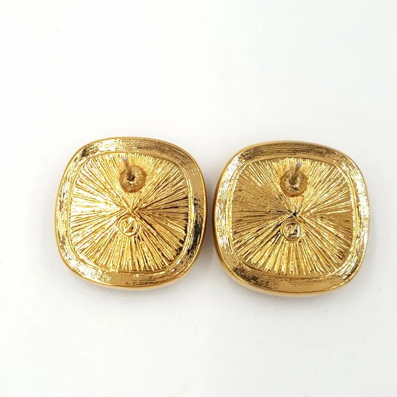 Vintage Swarovski Earrings with 3/4 Inch Faceted Crystals and Lots of Sparkle